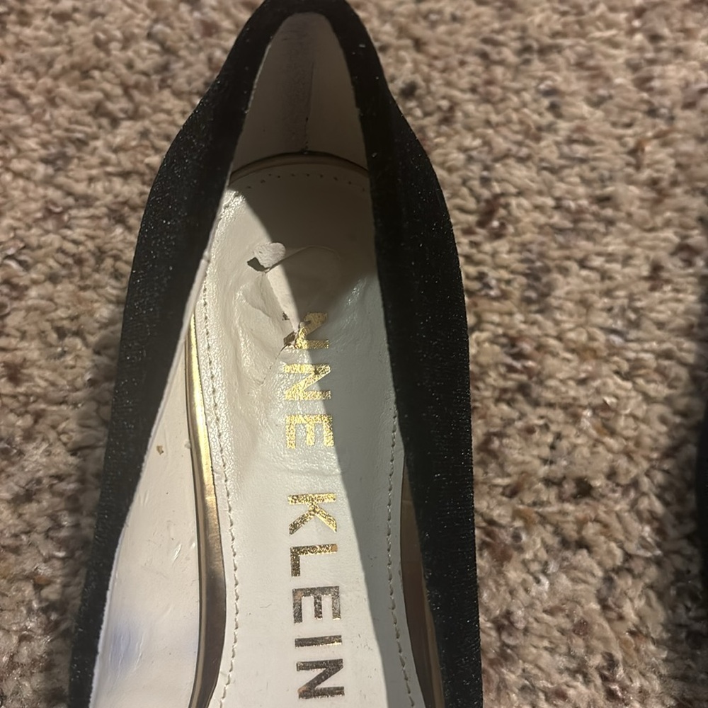 Anne Klein Hayden Block Heel Black Satin
Fabric w/Gem Jeweled Embellished Heel - Picture 10 of 12